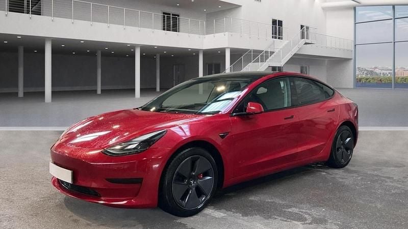 Usado Tesla Model 3 208 kW (283 HP) 2023 Vermelho Sedan