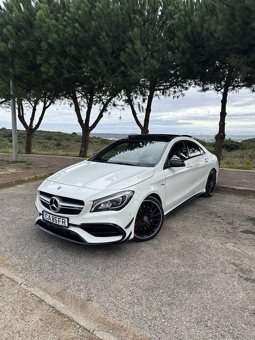 Usado Mercedes CLA45 AMG AMG 381 HP (280 kW) 2017 Branco Sedan