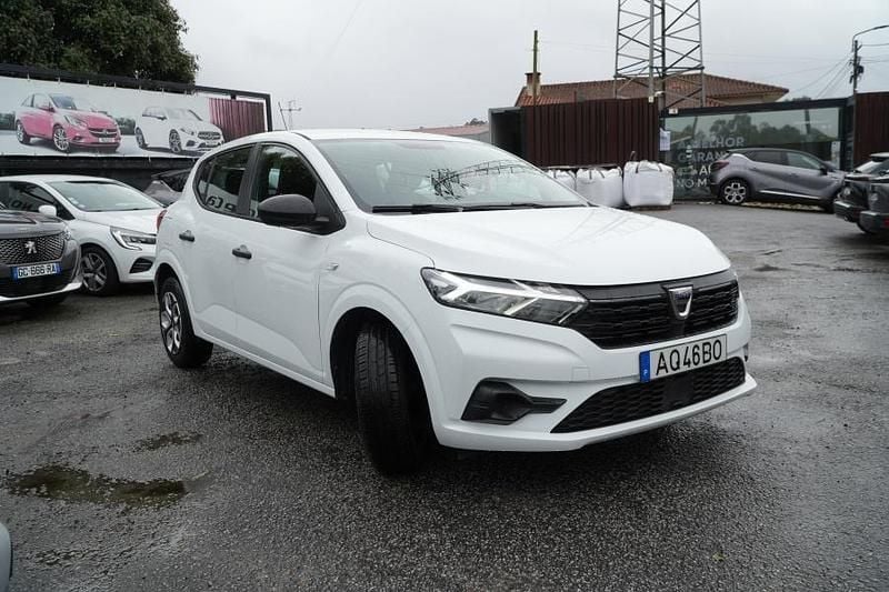 Usado Dacia Sandero Essentiel 67 HP (49 kW) 2022 Branco