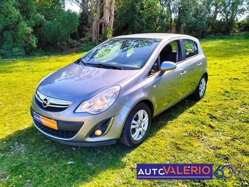 Cinza Usado 2013 Opel Corsa Enjoy Citadino | € 7.950 (Preço justo) - Imagem 1/4