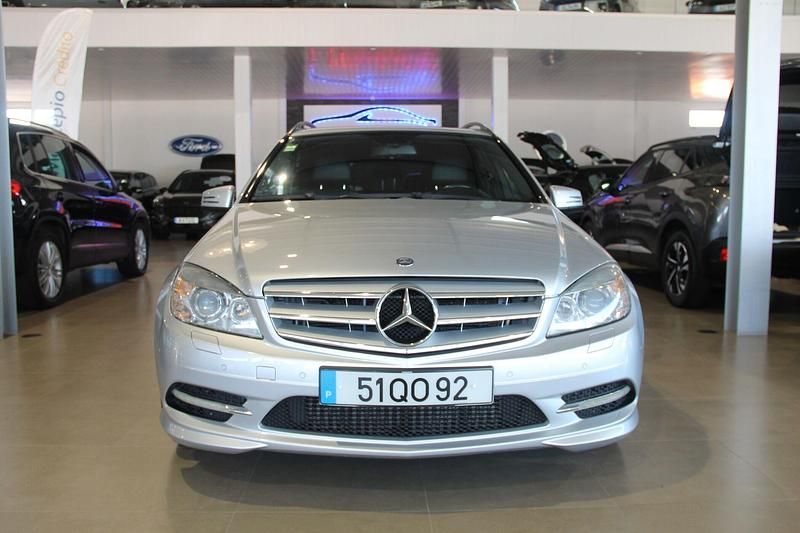Cinza Usado 2010 Mercedes C200 Avantgarde Carrinha | € 13.500 - Imagem 1/4