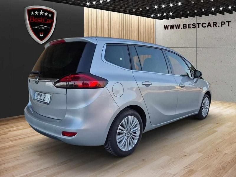 Usado Opel Zafira 136 HP (100 kW) 2018 Cinzento Monovolume