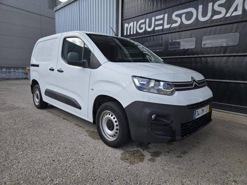 Branco Usado 2019 Citroën Berlingo Monovolume | € 10.500 (Bom preço) - Imagem 1/4