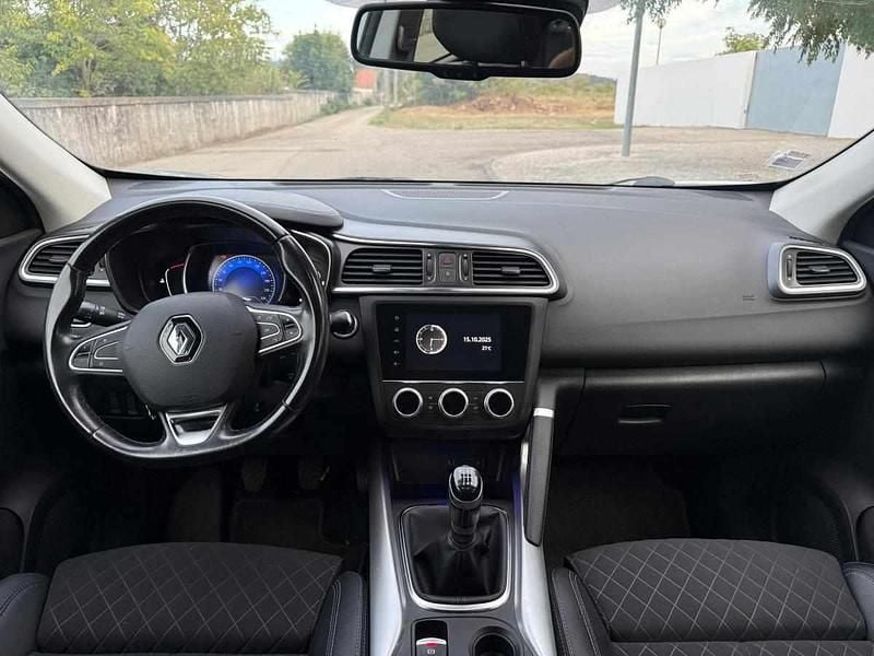 Usado Renault Kadjar 116 HP (85 kW) 2020 Cinzento SUV