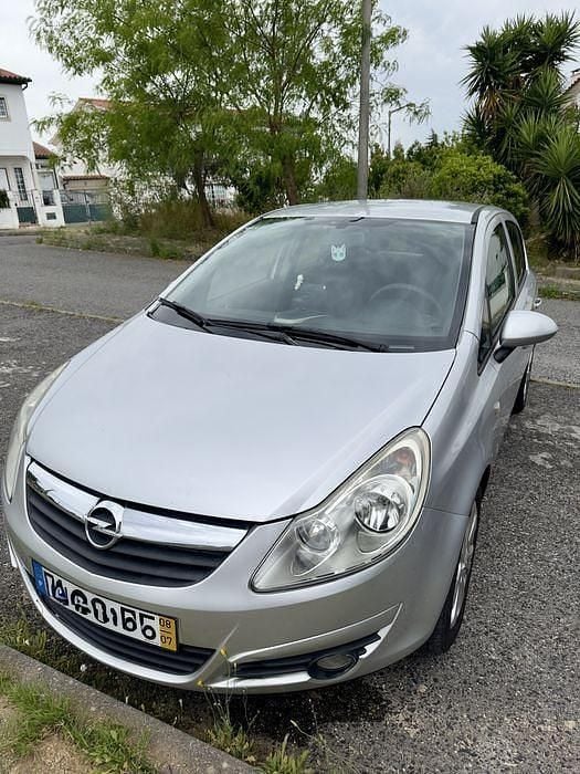 Usado 2008 Opel Corsa Sedan | € 3.250 (Preço justo) - Imagem 1/4