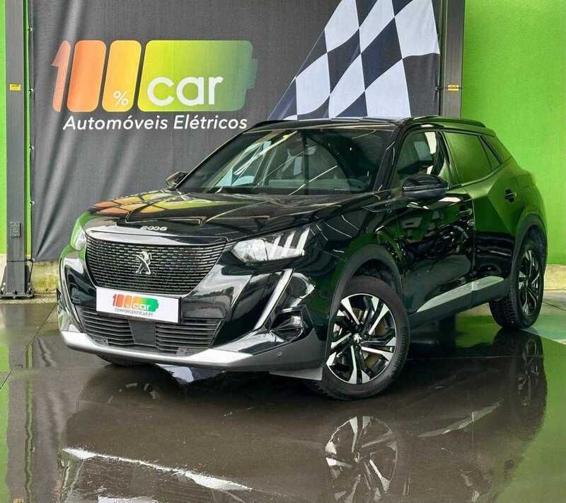 Preto Usado 2022 Peugeot e-2008 GT SUV | € 23.250 (Preço justo) - Imagem 1/4