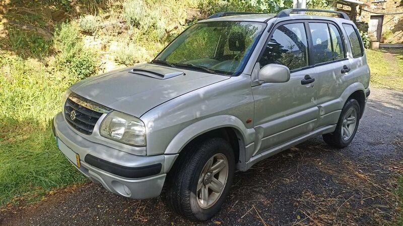 Usado 2004 Suzuki Vitara SUV | € 7.000 - Imagem 1/4