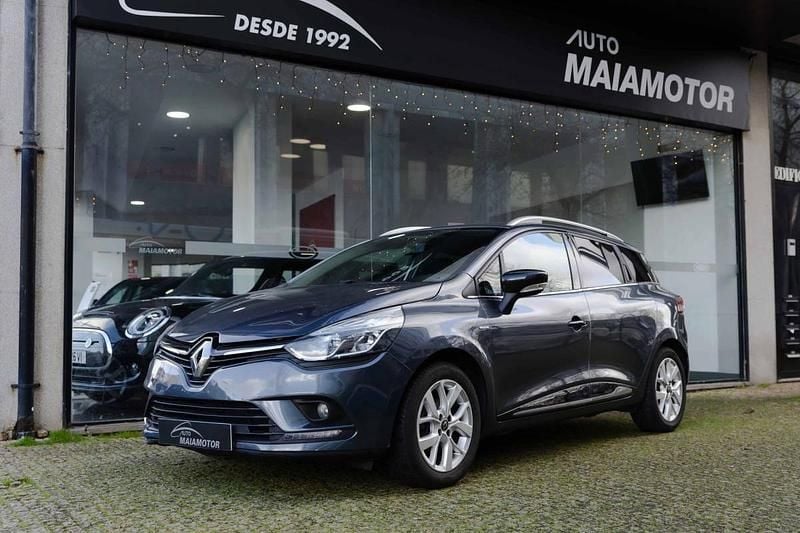 Usado Renault Clio IV 90 HP (66 kW) 2019 Cinzento Carrinha