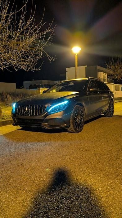 Usado 2016 Mercedes C220 Sedan | € 20.500 (Preço justo) - Imagem 1/4