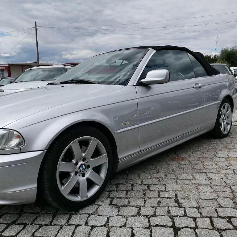 Usado BMW 330 231 HP (169 kW) 2002 Cinzento Sedan