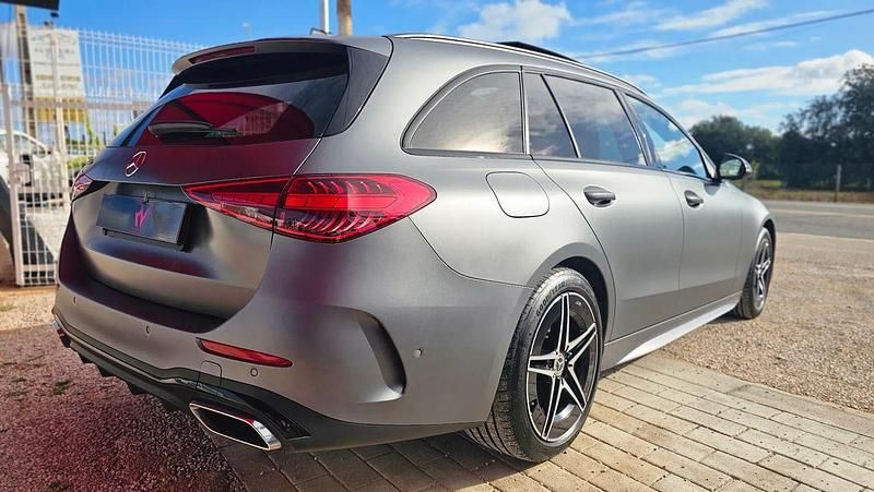 Usado Mercedes C300 AMG line 320 HP (235 kW) 2022 Cinza Carrinha