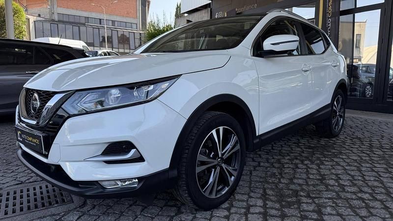Branco Usado 2018 Nissan Qashqai SUV | € 18.998 (Preço elevado) - Imagem 1/4