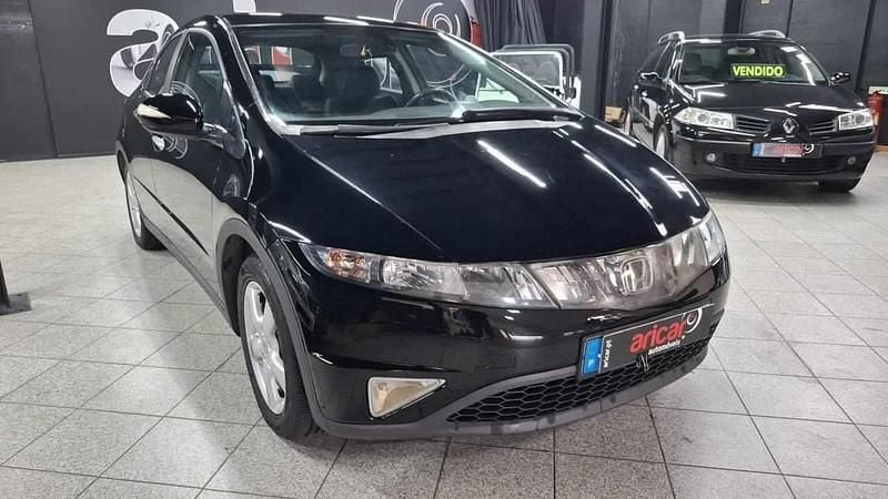 Preto Usado 2008 Honda Civic Citadino | € 8.500 (Preço justo) - Imagem 1/4
