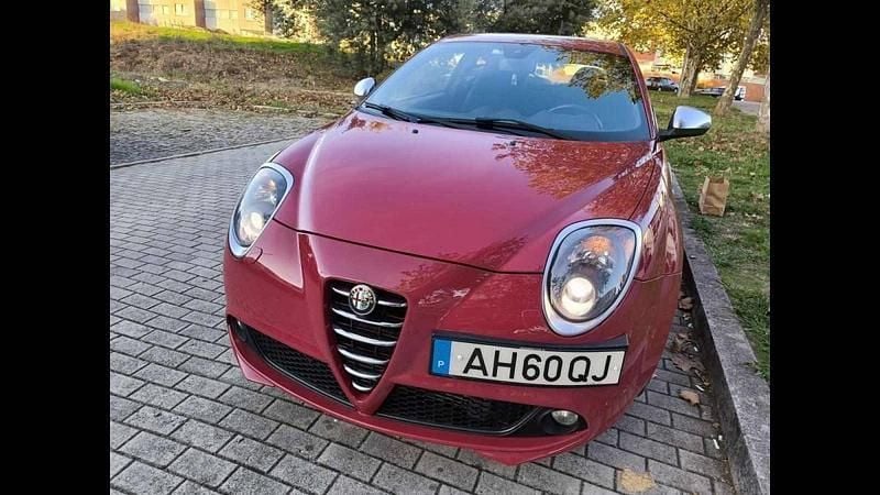 Vermelho Usado 2012 Alfa Romeo MiTo Citadino | € 13.250 (Preço elevado) - Imagem 1/4