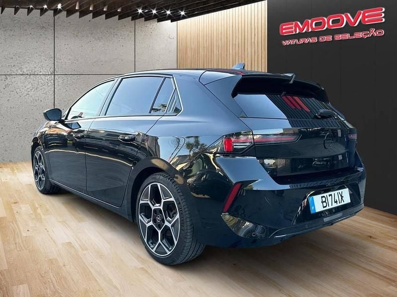Usado Opel Astra GS Line 130 HP (95 kW) 2024 Preto