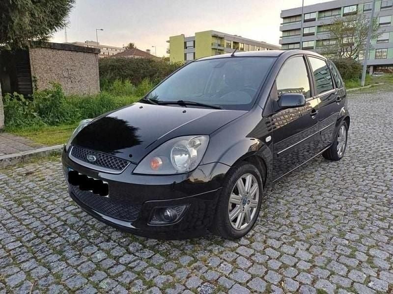 Usado 2005 Ford Fiesta Trend Citadino | € 4.500 (Preço elevado) - Imagem 1/1