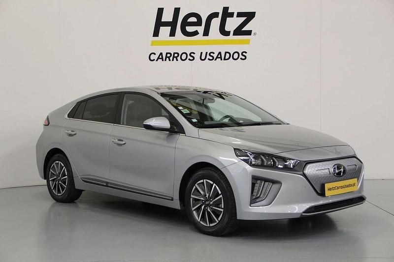 Cinza Usado 2021 Hyundai Ioniq 6 Sedan | € 19.900 (Preço justo) - Imagem 1/4