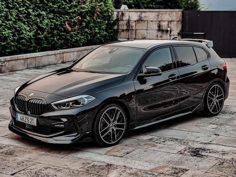 Preto Usado 2020 BMW 116 M Performance Citadino | € 27.990 (Preço elevado) - Imagem 1/4