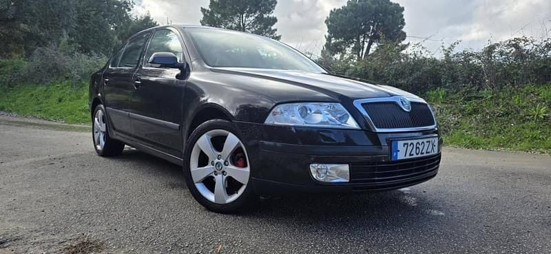 Usado Skoda Octavia SportLine 140 HP (102 kW) 2005 Preto Sedan