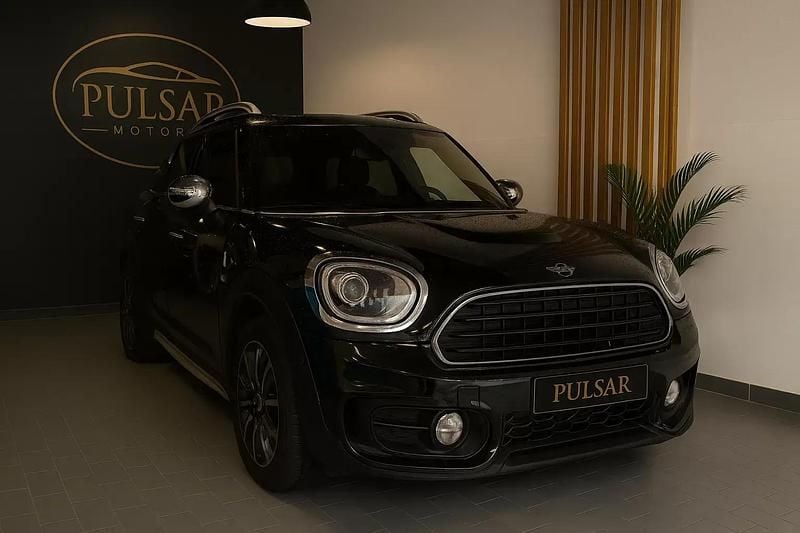 Usado Mini John Cooper Works Countryman 150 HP (110 kW) 2017 Preto SUV