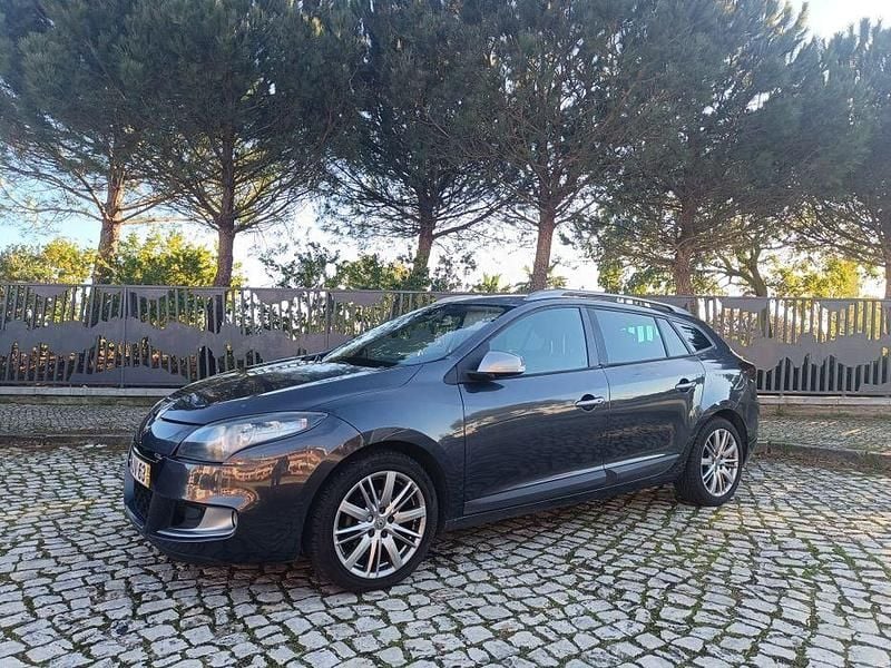 Usado 2010 Renault Mégane GT Line GT-Line Sedan | € 4.500 (Bom preço) - Imagem 1/4