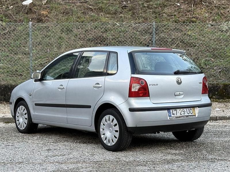 Usado VW Polo 75 HP (55 kW) 2003 Sedan