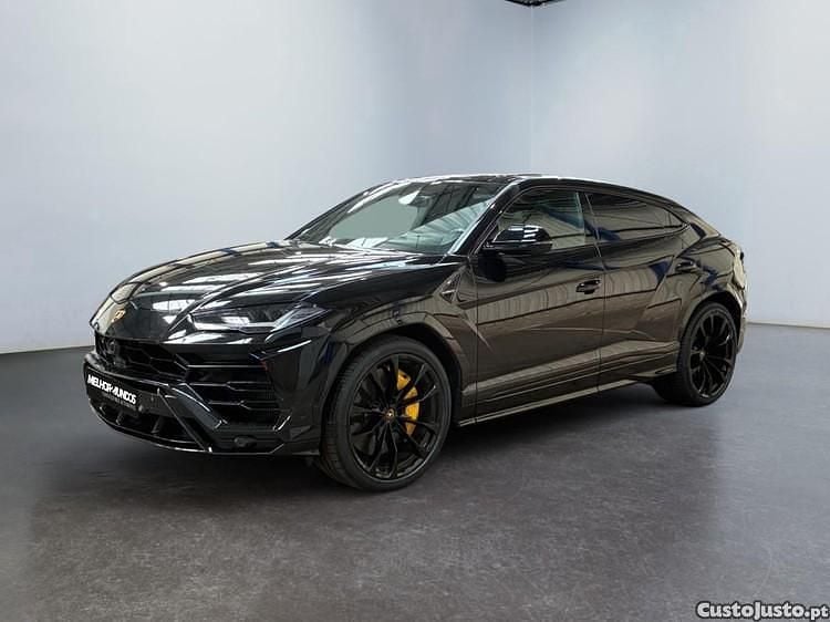 Preto Usado 2021 Lamborghini Urus SUV | € 259.900 - Imagem 1/1
