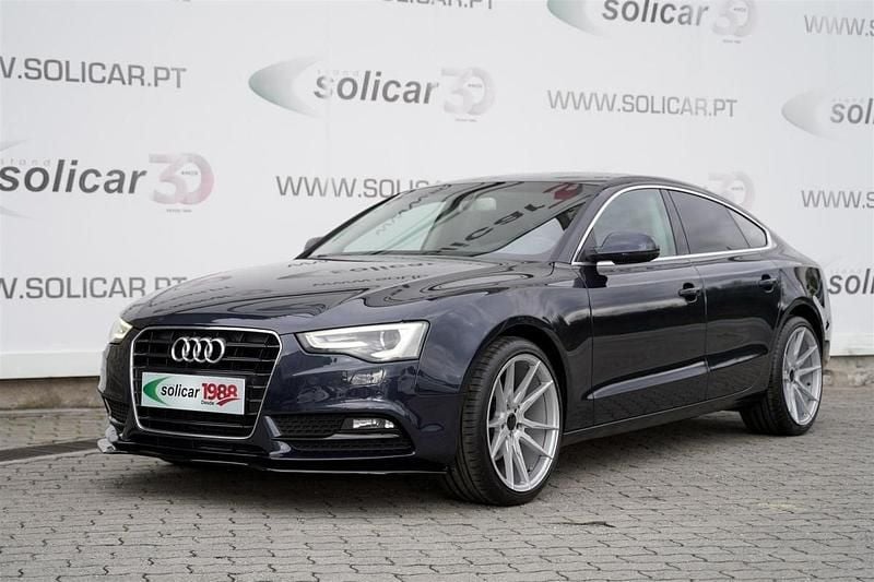 Cinza Usado 2014 Audi A5 Sportback Sport Citadino | € 17.000 (Preço justo) - Imagem 1/4