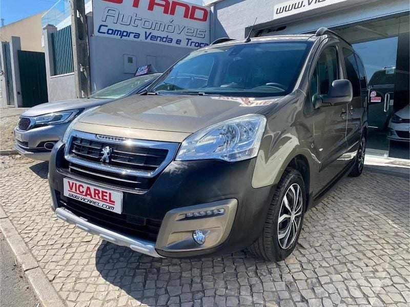 Outra Usado 2017 Peugeot Partner Monovolume | € 12.500 (Bom preço) - Imagem 1/4