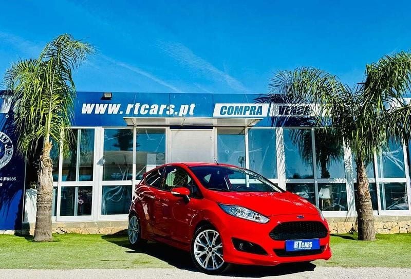 Vermelho Usado 2013 Ford Fiesta ST-Line Citadino | € 8.980 (Preço justo) - Imagem 1/4