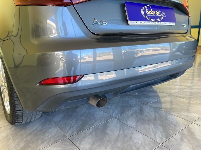 Usado Audi A3 204 HP (150 kW) 2018 Cinza Sedan