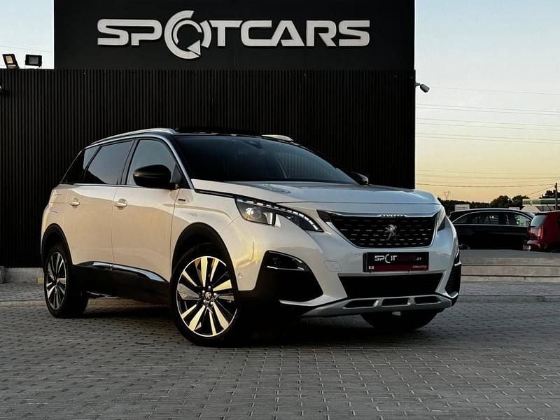 Branco Usado 2018 Peugeot 5008 GT-line Monovolume | € 24.990 (Caro) - Imagem 1/4