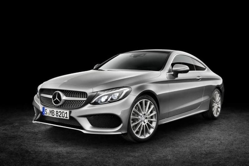 Cinzento Usado 2024 Mercedes C300 Coupé | € 55.900 - Imagem 1/4