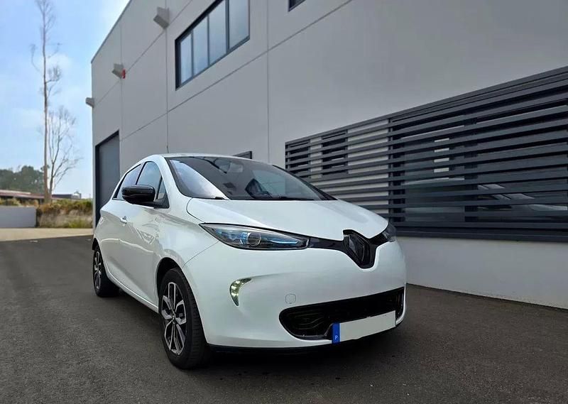 Branco Usado 2015 Renault Zoe Life Citadino | € 6.250 (Bom preço) - Imagem 1/4