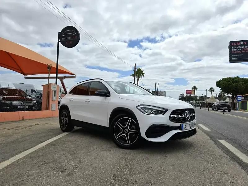 Usado Mercedes GLA180 AMG line 116 HP (85 kW) 2022 Preto SUV