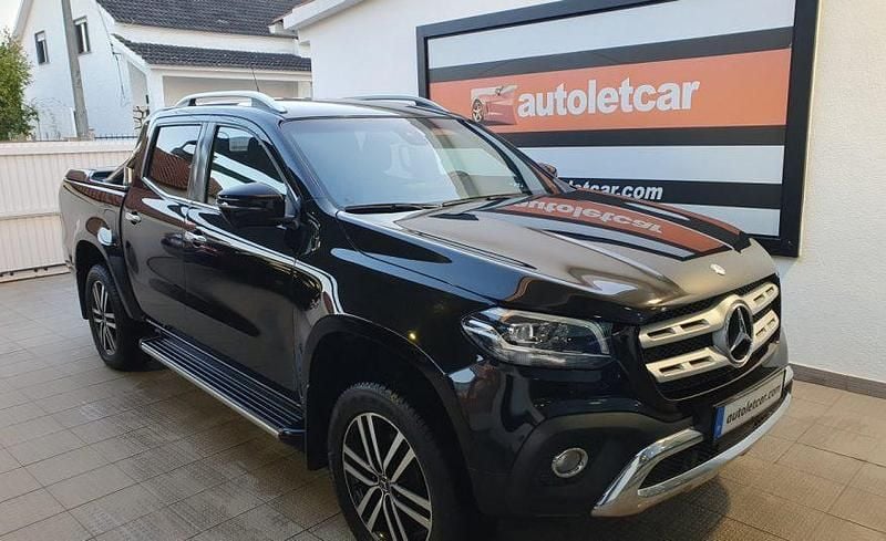 Preto Usado 2018 Mercedes X250 Pickup | € 37.900 - Imagem 1/4