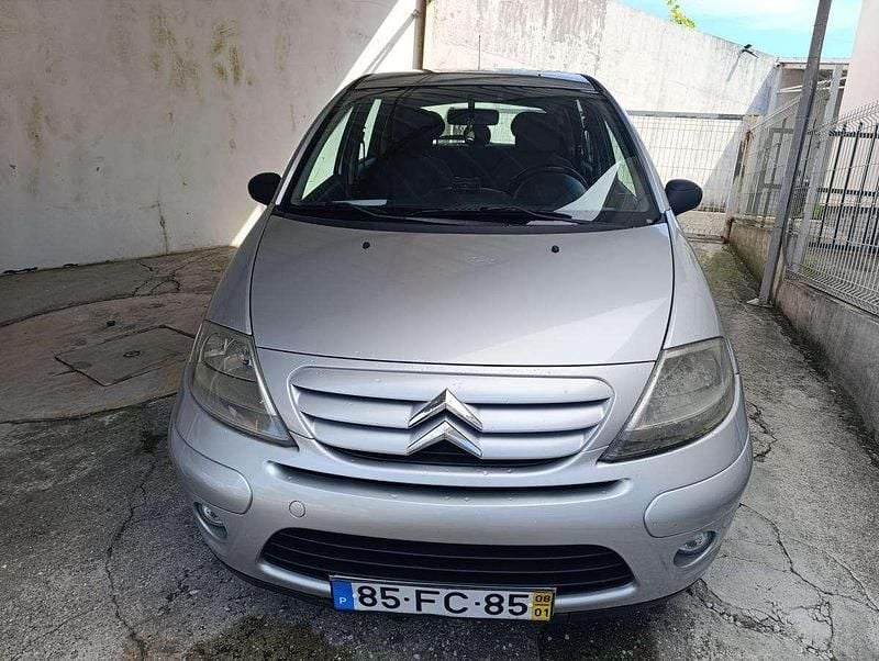 Cinzento Usado 2008 Citroën C3 Citadino | € 3.800 (Preço justo) - Imagem 1/4