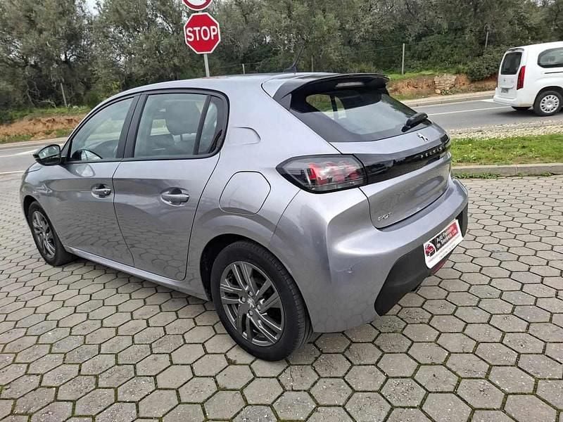 Usado Peugeot 208 Active 75 HP (55 kW) 2022 Cinza Citadino