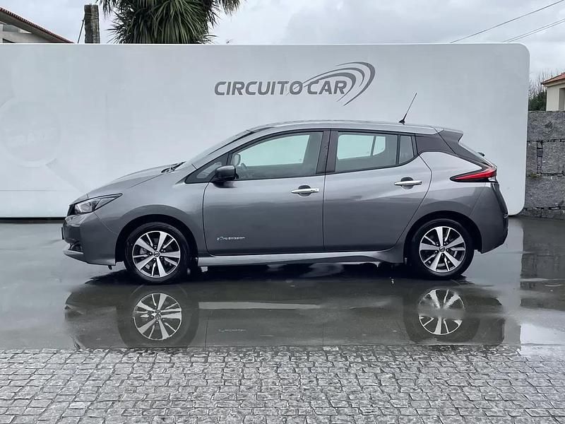 Usado Nissan Leaf Acenta 110 kW (150 HP) 2019 Cinzento Citadino
