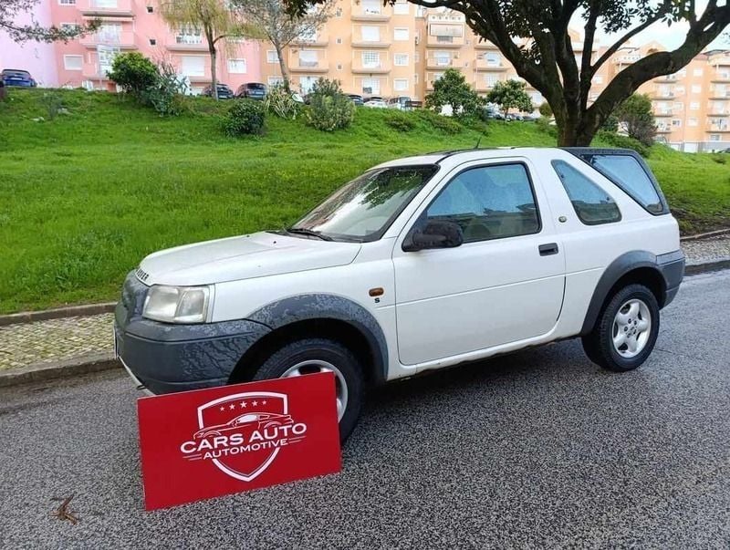 Branco Usado 2001 Land Rover Freelander S SUV | € 6.499 (Preço justo) - Imagem 1/4
