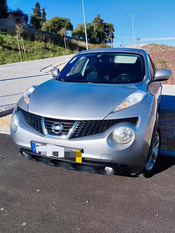 Cinzento Usado 2012 Nissan Juke SUV | € 8.650 (Preço justo) - Imagem 1/4
