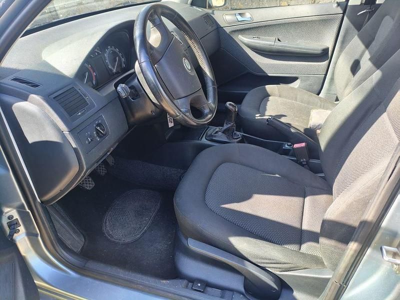 Usado Skoda Fabia 2003 Sedan