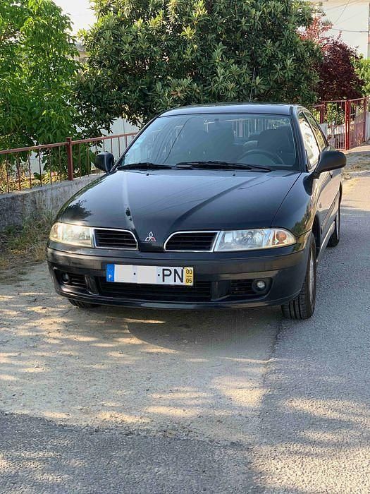 Usado 2000 Mitsubishi Carisma Sedan | € 2.250 - Imagem 1/4