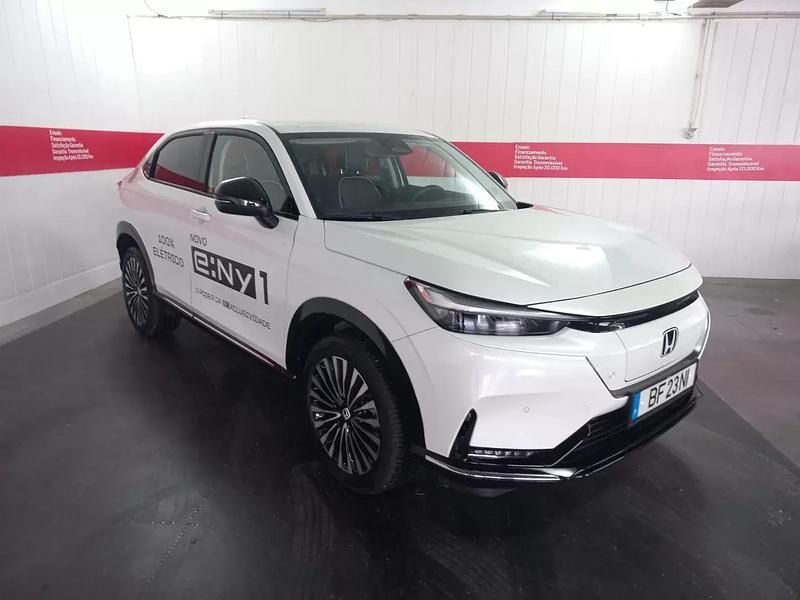 Usado Honda e:Ny1 Lifestyle 150 kW (204 HP) 2023 Branco SUV