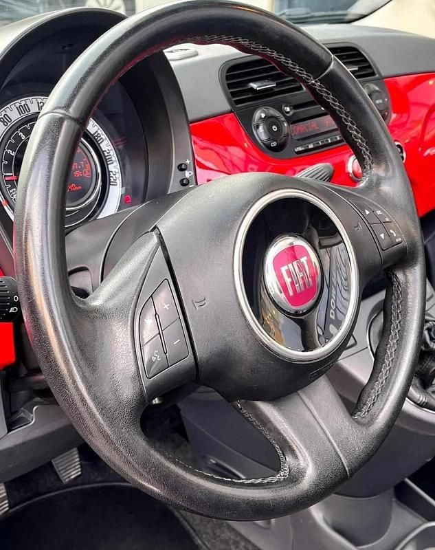 Usado Fiat 500C Lounge 69 HP (50 kW) 2014 Vermelho Cabrios