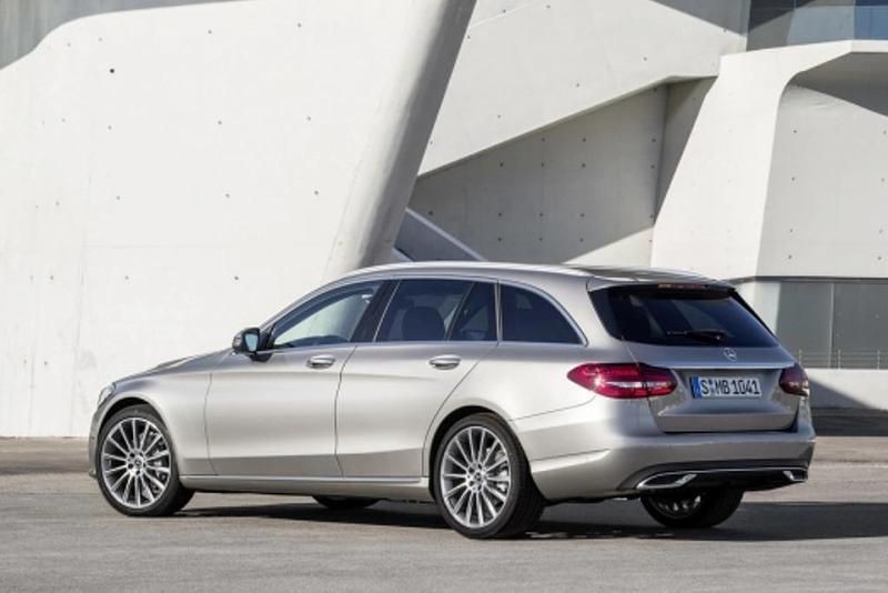 Cinzento Usado 2020 Mercedes C220 Avantgarde Carrinha | € 34.900 (Bom preço) - Imagem 1/4