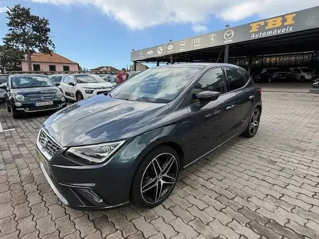 Cinzento Usado 2021 Seat Ibiza FR Citadino | € 17.900 (Preço elevado) - Imagem 1/4