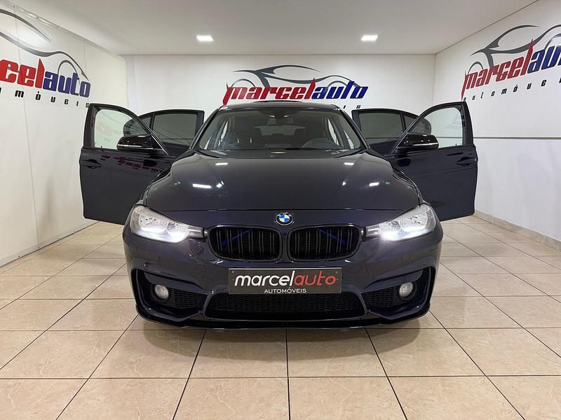 Usado BMW 316 Sport Line 116 HP (85 kW) 2014 Azul Sedan