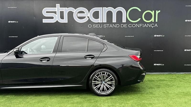 Usado BMW 320 190 HP (139 kW) 2022 Preto Sedan