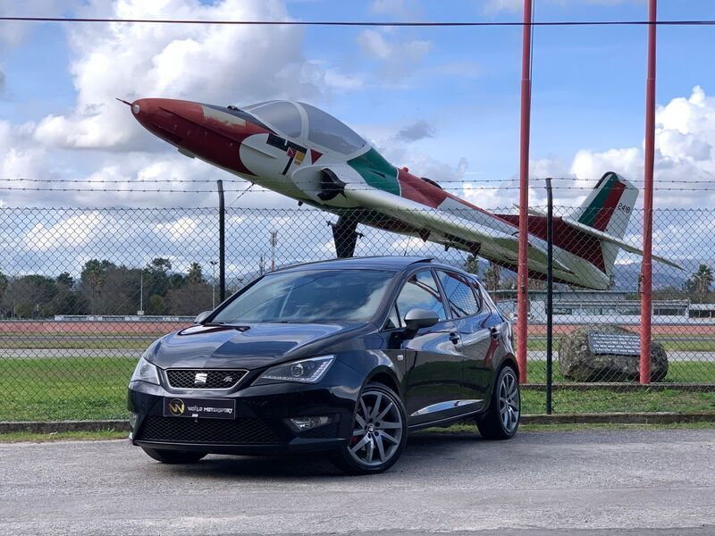 Preto Usado 2015 Seat Ibiza FR | € 13.490 (Caro) - Imagem 1/4